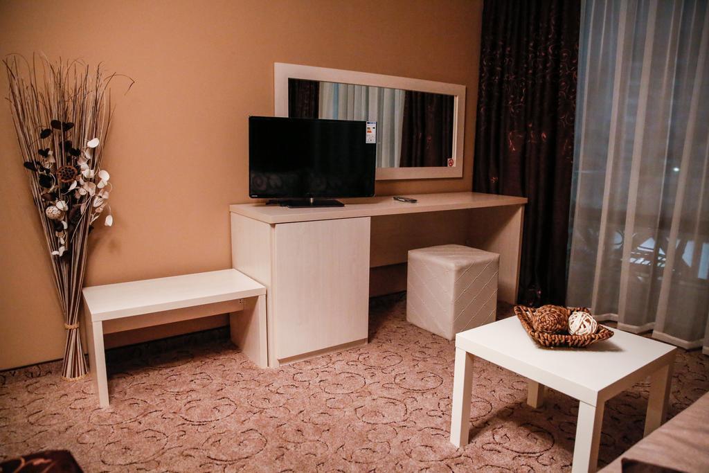 Einstein House & Spa Marchevo ห้อง รูปภาพ